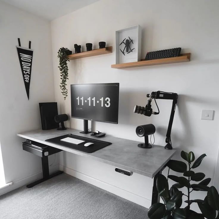 Step-by-Step Guide to Organize Your Desk Like a Pro